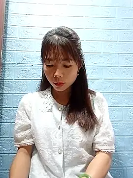 Snapshot of AmyLinee01 chatting on 2, 8, 2026 AmyLinee01 online show from 2, 8, 2026