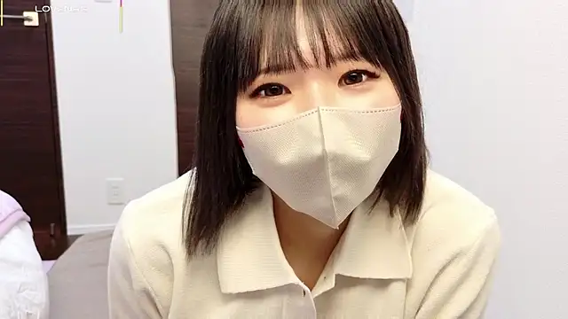 Snapshot of HONO__0_0__ chatting on 2, 4, 2026 HONO 0 0 online show from 2, 4, 2026