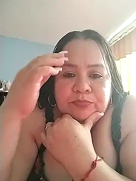 Snapshot of Kiara_Rush chatting on 16, 4, 2026 Kiara Rush online show from 16, 4, 2026