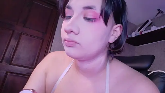 Snapshot of Carmillaa chatting on 15, 4, 2026 Carmillaa online show from 15, 4, 2026