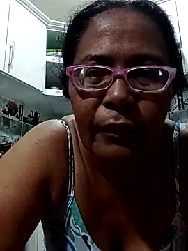 Snapshot of sexymomsn chatting on 18, 4, 2026 sexymomsn online show from 18, 4, 2026