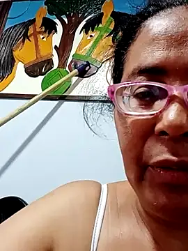 Snapshot of sexymomsn chatting on 26, 4, 2026 sexymomsn online show from 26, 4, 2026