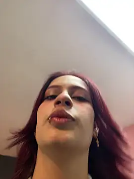 steffmontespink18 online show from 15, 6, 2026