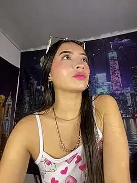 Snapshot of Itze_Mua chatting on 26, 3, 2026 Itze Mua online show from 26, 3, 2026