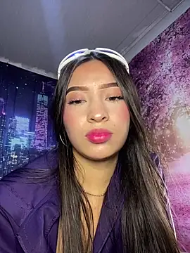 Snapshot of Itze_Mua chatting on 29, 3, 2026 Itze Mua online show from 29, 3, 2026
