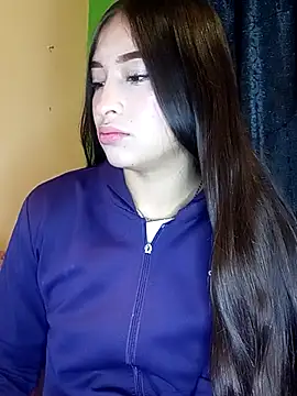 Snapshot of Itze_Mua chatting on 26, 4, 2026 Itze Mua online show from 26, 4, 2026