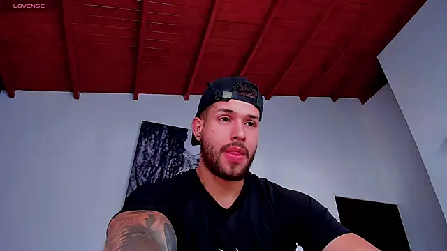 Snapshot of Santos_ramirez1 chatting on 3, 4, 2026 Santos ramirez1 online show from 3, 4, 2026
