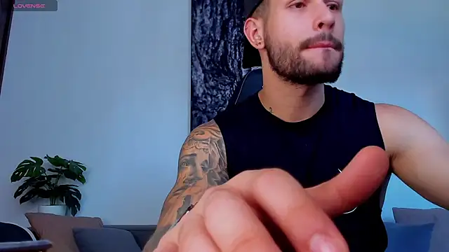Snapshot of Santos_ramirez1 chatting on 11, 6, 2026 Santos ramirez1 online show from 11, 6, 2026