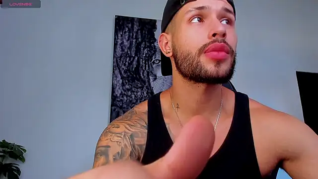 Snapshot of Santos_ramirez1 chatting on 14, 6, 2026 Santos ramirez1 online show from 14, 6, 2026