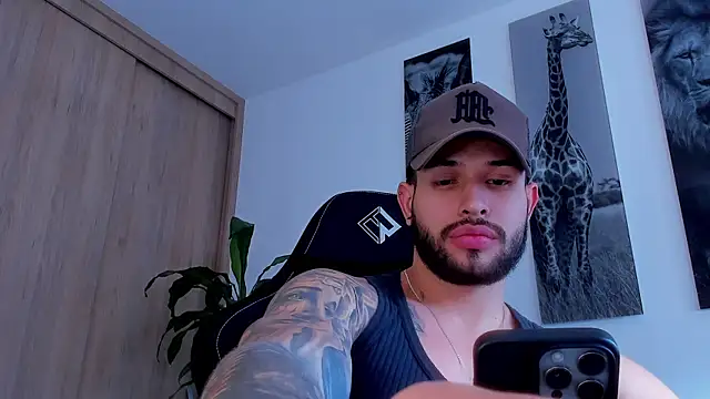 Snapshot of Santos_ramirez1 chatting on 20, 7, 2026 Santos ramirez1 online show from 20, 7, 2026