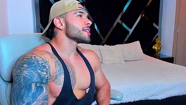 Snapshot of Raytorres chatting on 1, 5, 2026 Raytorres online show from 1, 5, 2026
