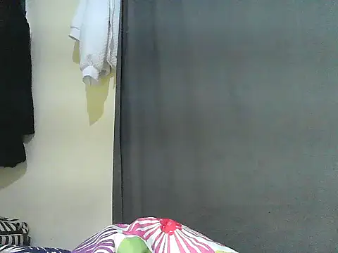 Snapshot of deempho29 chatting on 2, 8, 2026 deempho29 online show from 2, 8, 2026