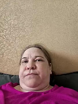 Snapshot of _Yourpussy_ chatting on 18, 5, 2026 Yourpussy online show from 18, 5, 2026