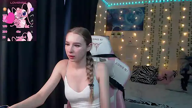 Snapshot of kitsune888 chatting on 16, 4, 2026 kitsune888 online show from 16, 4, 2026