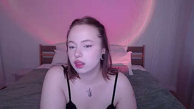 Snapshot of SelenaLily chatting on 1, 4, 2026 SelenaLily online show from 1, 4, 2026