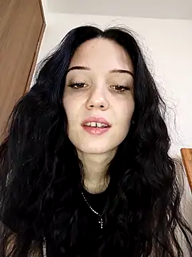 icedrosemarye online show from 15, 4, 2026