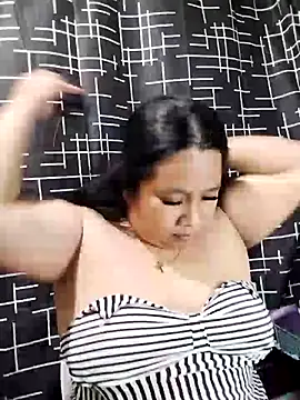 Snapshot of wild_Joan chatting on 17, 7, 2026 wild Joan online show from 17, 7, 2026