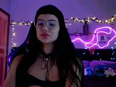 Snapshot of brunettebr chatting on 7, 4, 2026 brunettebr online show from 7, 4, 2026