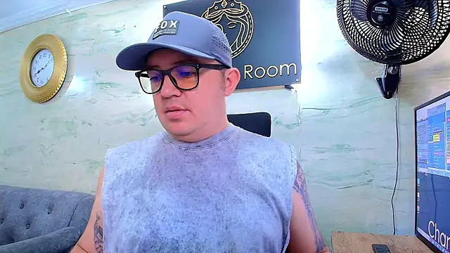 maximo daddy online show from 26, 4, 2026