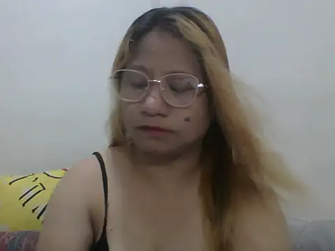 Snapshot of PinayChristine chatting on 21, 6, 2026 PinayChristine online show from 21, 6, 2026