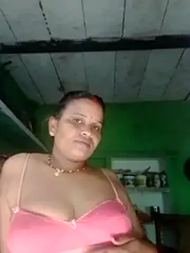 Snapshot of Shivani09900 chatting on 7, 7, 2026 Shivani09900 online show from 7, 7, 2026