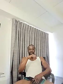 Snapshot of KingBlackStallion chatting on 13, 4, 2026 KingBlackStallion online show from 13, 4, 2026