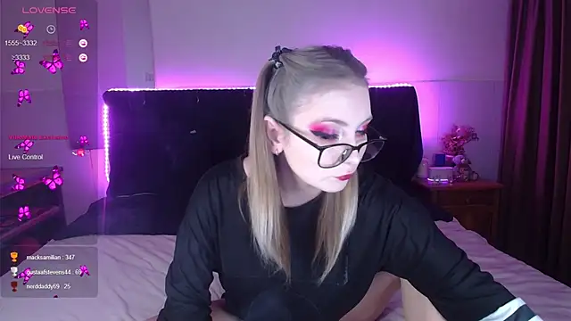 Snapshot of ammyska chatting on 13, 4, 2026 ammyska online show from 13, 4, 2026
