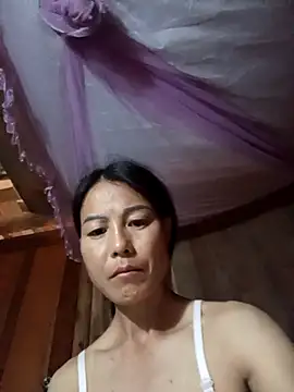 Snapshot of -Numin- chatting on 6, 4, 2026 -Numin- online show from 6, 4, 2026