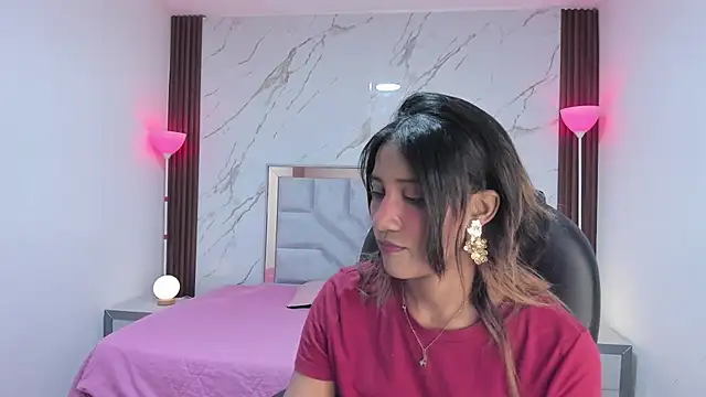 Snapshot of EsperanzaMora chatting on 17, 4, 2026 EsperanzaMora online show from 17, 4, 2026
