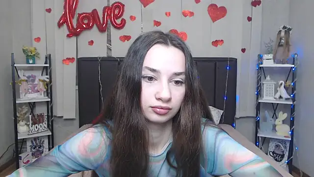 Je55icaBreeze online show from 18, 4, 2026