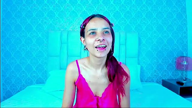 Snapshot of erizdarkveyl chatting on 19, 6, 2026 erizdarkveyl online show from 19, 6, 2026