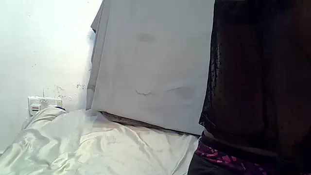 Snapshot of Sexxy_Peach chatting on 13, 4, 2026 Sexxy Peach online show from 13, 4, 2026