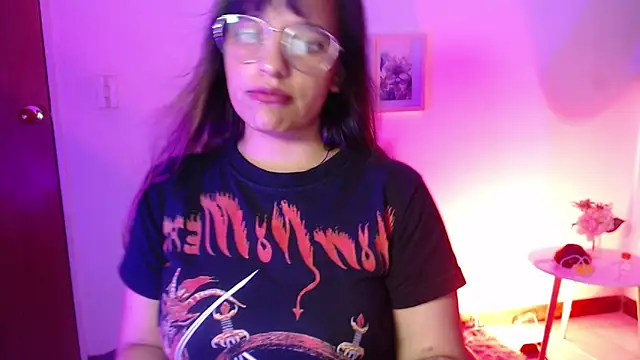 Ivvy Bloom online show from 26, 5, 2026