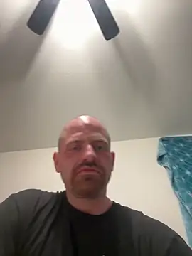 whitelioncody online show from 18, 4, 2026