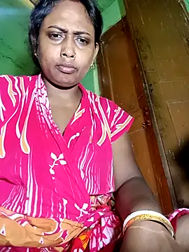 Snapshot of puja560 chatting on 13, 5, 2026 puja560 online show from 13, 5, 2026