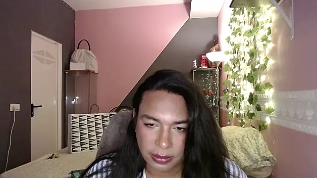 Snapshot of choquitolove1 chatting on 2, 4, 2026 choquitolove1 online show from 2, 4, 2026