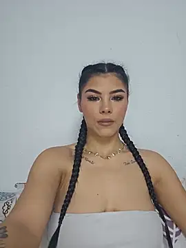 Crissdesire online show from 24, 6, 2026