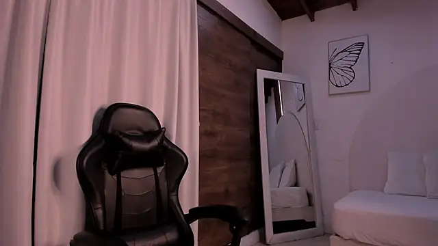 ThiagoVega  online show from 18, 5, 2026