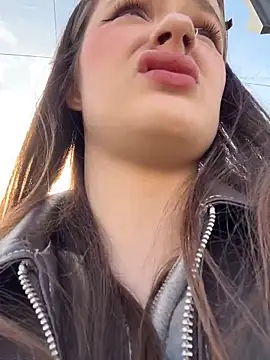 Snapshot of your_babymila chatting on 29, 3, 2026 your babymila online show from 29, 3, 2026