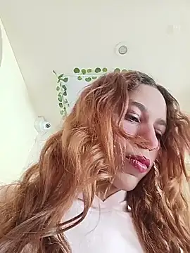 Snapshot of ValerieWoodsl chatting on 18, 5, 2026 ValerieWoodsl online show from 18, 5, 2026