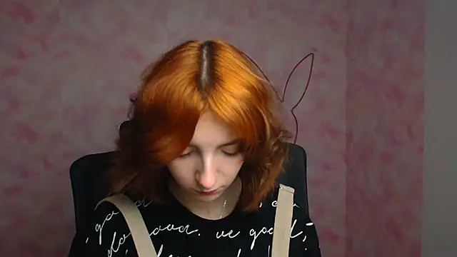 Snapshot of Butterfly_Milly chatting on 14, 4, 2026 Butterfly Milly online show from 14, 4, 2026