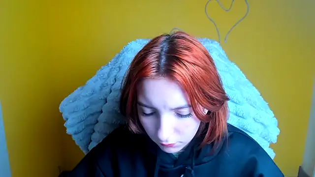Snapshot of Butterfly_Milly chatting on 19, 4, 2026 Butterfly Milly online show from 19, 4, 2026