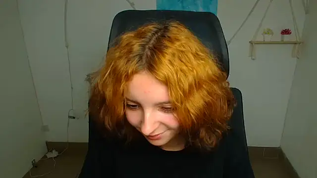 Snapshot of Butterfly_Milly chatting on 17, 6, 2026 Butterfly Milly online show from 17, 6, 2026