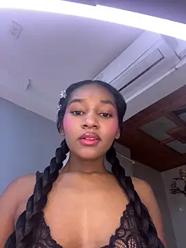Snapshot of Angelicamayson chatting on 1, 5, 2026 Angelicamayson online show from 1, 5, 2026