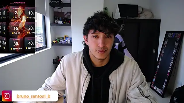 Snapshot of Bruno_santos1 chatting on 8, 4, 2026 Bruno santos1 online show from 8, 4, 2026