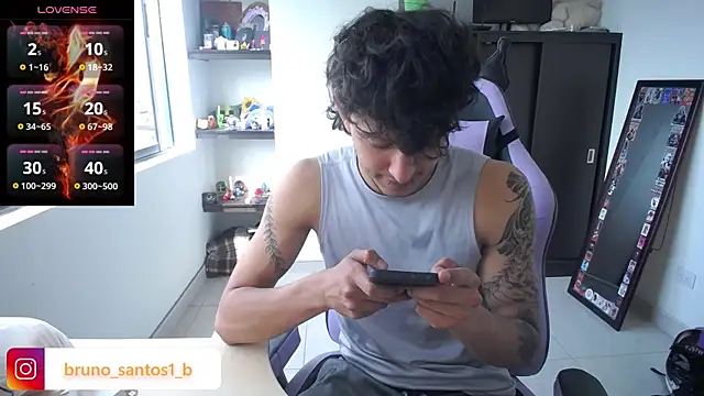 Snapshot of Bruno_santos1 chatting on 23, 4, 2026 Bruno santos1 online show from 23, 4, 2026