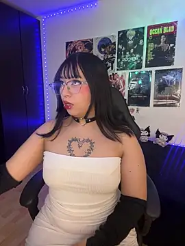 Snapshot of Hinataaa_ chatting on 7, 5, 2026 Hinataaa online show from 7, 5, 2026