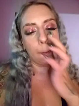 Snapshot of Yiyi_666 chatting on 31, 3, 2026 Yiyi 666 online show from 31, 3, 2026