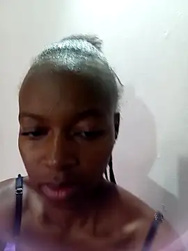 Snapshot of SexyPetite_22 chatting on 17, 4, 2026 SexyPetite 22 online show from 17, 4, 2026