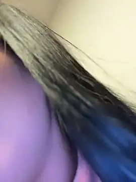 Snapshot of SerenaFox_ chatting on 21, 4, 2026 SerenaFox online show from 21, 4, 2026